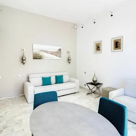Palais Mire Juan Apartment